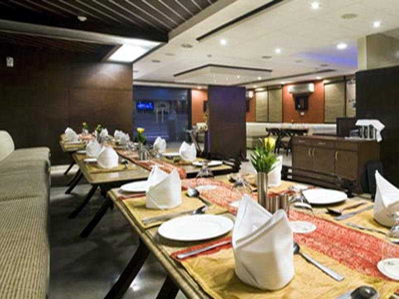 Hotel Parkland Chirag Enclave New Delhi Exterior photo