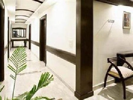 Hotel Parkland Chirag Enclave New Delhi Interior photo